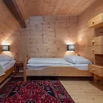 Almhaus Gensbach شاليه ان كارنتين