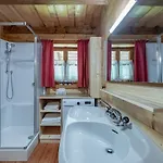 Almhaus Gensbach شاليه